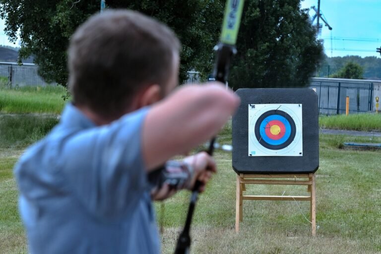 découvrez le behavioral targeting : une méthode de marketing digital qui analyse les comportements des internautes pour diffuser des publicités personnalisées et améliorer l'efficacité de vos campagnes publicitaires.
