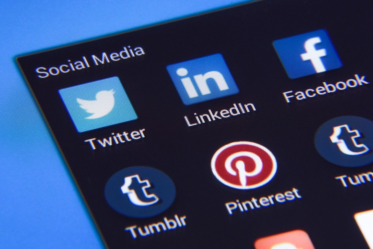 découvrez les meilleurs outils d’analyse facebook ads pour optimiser vos campagnes publicitaires, suivre les performances et améliorer votre retour sur investissement.