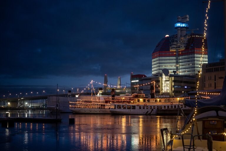 découvrez le rôle des canaux complémentaires dans la stratégie multicanal des entreprises : définition, avantages et conseils pour optimiser la relation client et booster les performances commerciales.